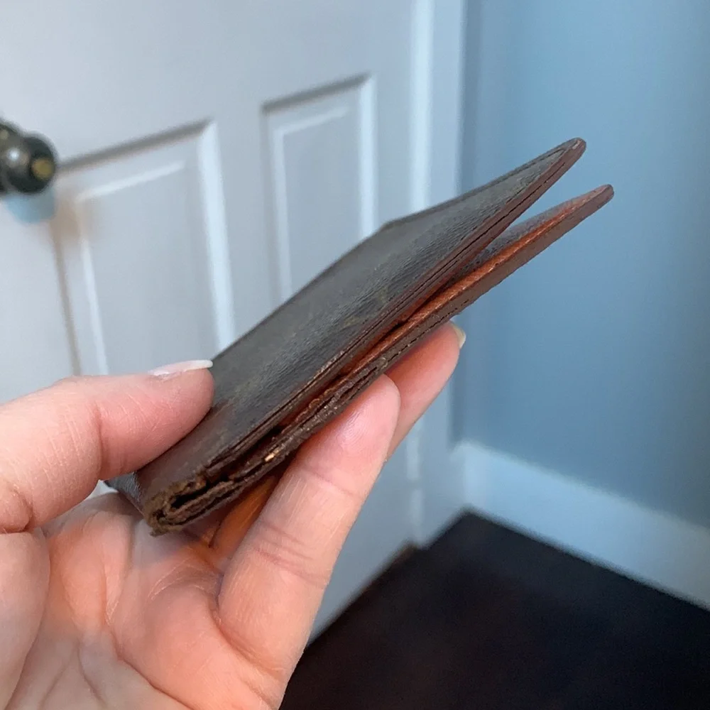 1998 authentic Louis Vuitton card holder / men’s wallet